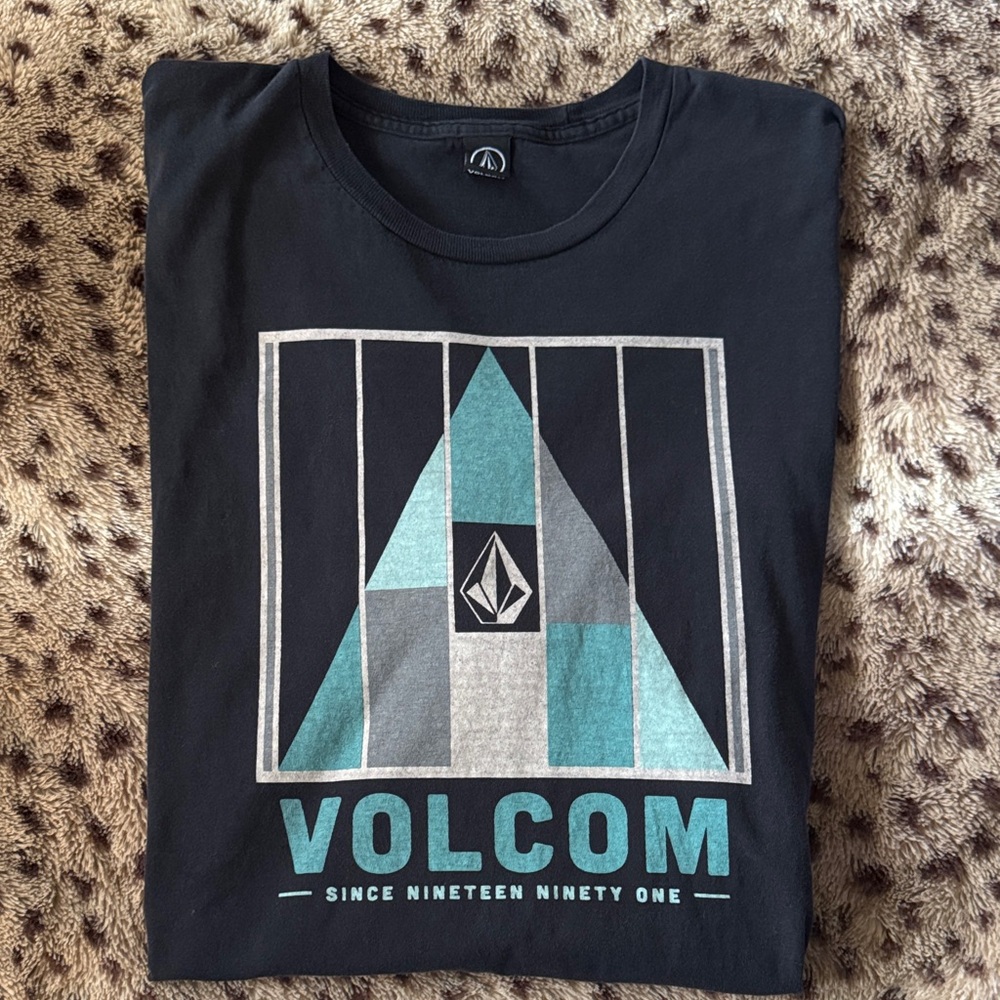 Volcom Black and Teal Graphic Tee